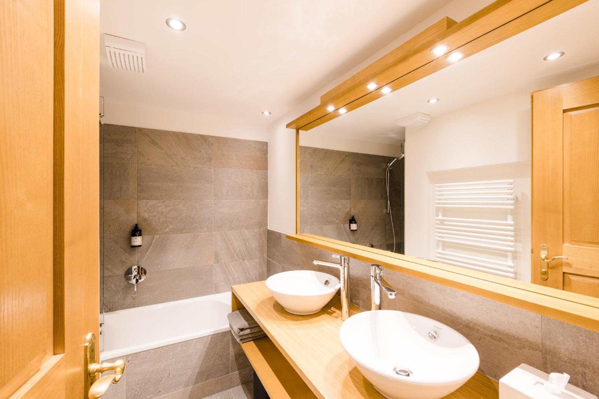 Margarethe Apartments Lech Bilik gambar